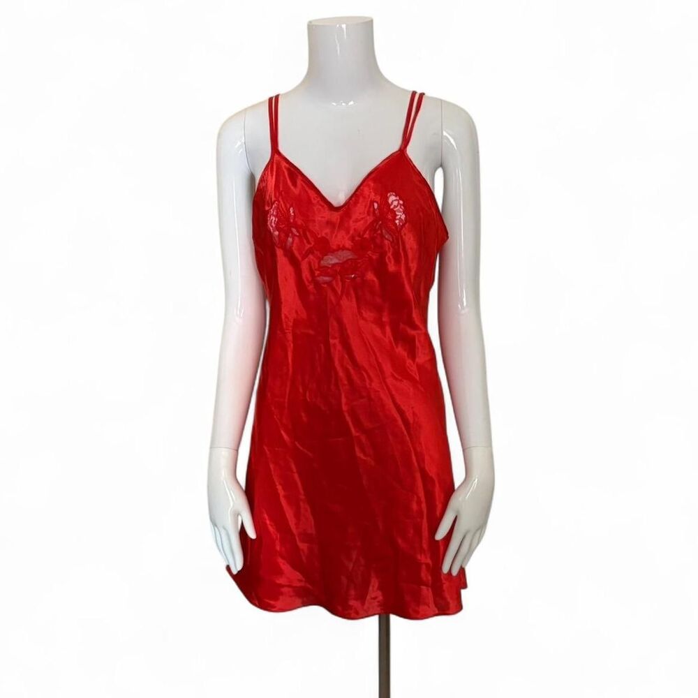 Val Mode Women's Red chemises